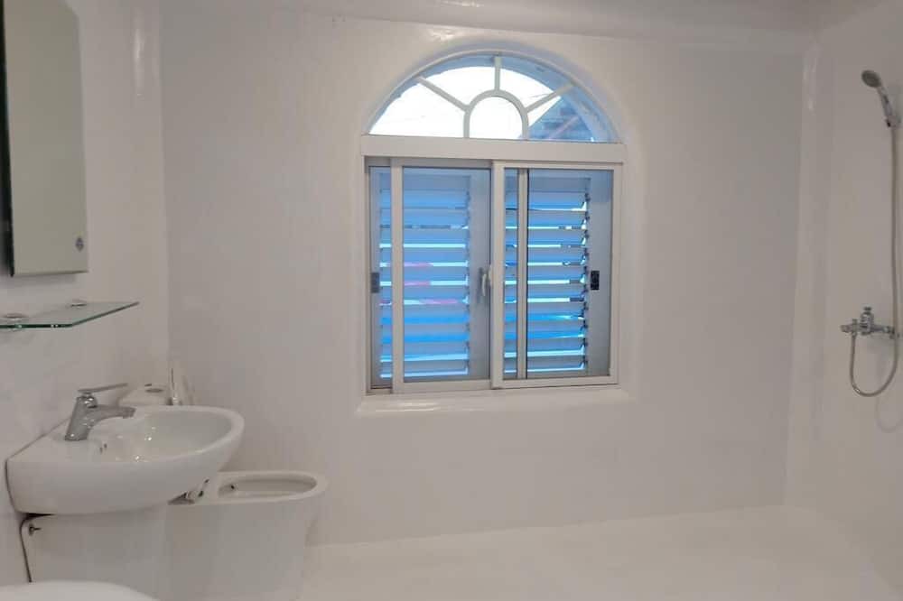 Photo of Bathroom in Eluan