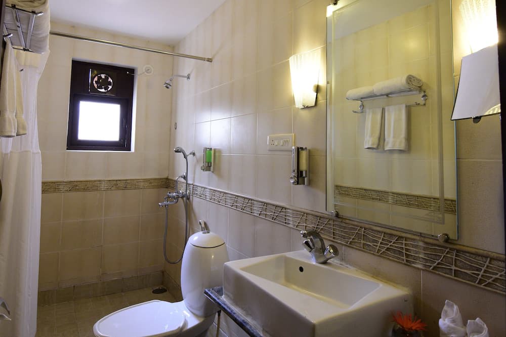 Photo of Bathroom in Betalbatim
