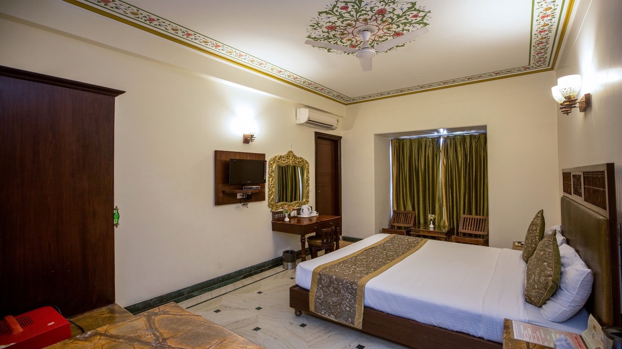 Photo of Bedroom in Panch Batti