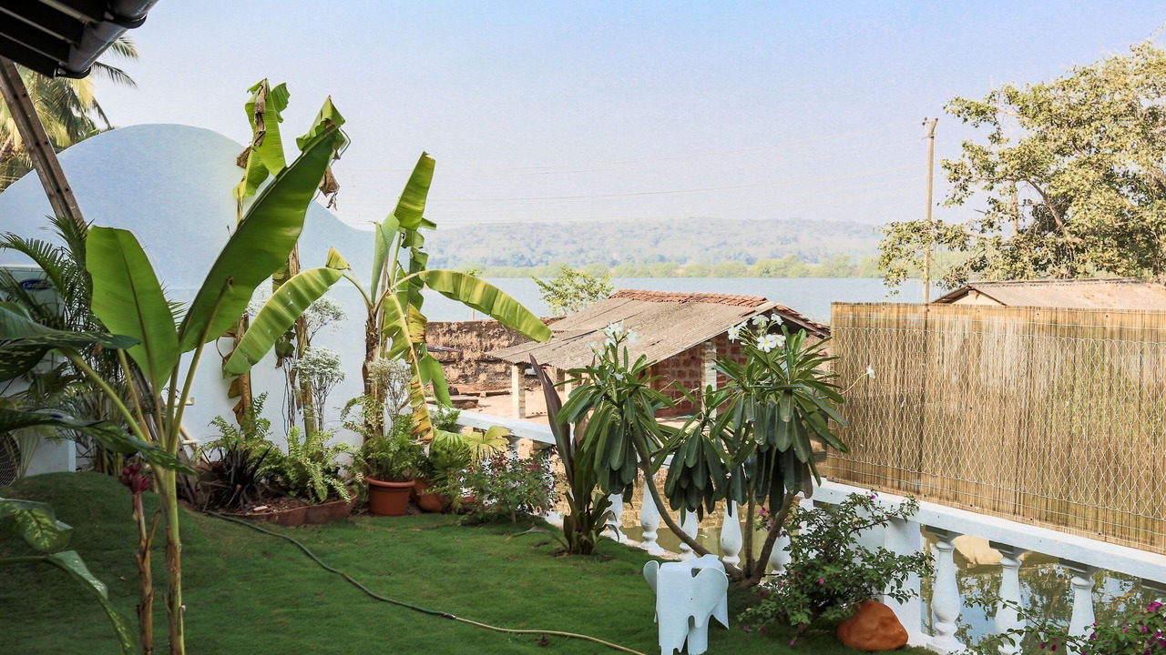 Photo of Outdoor in Britona