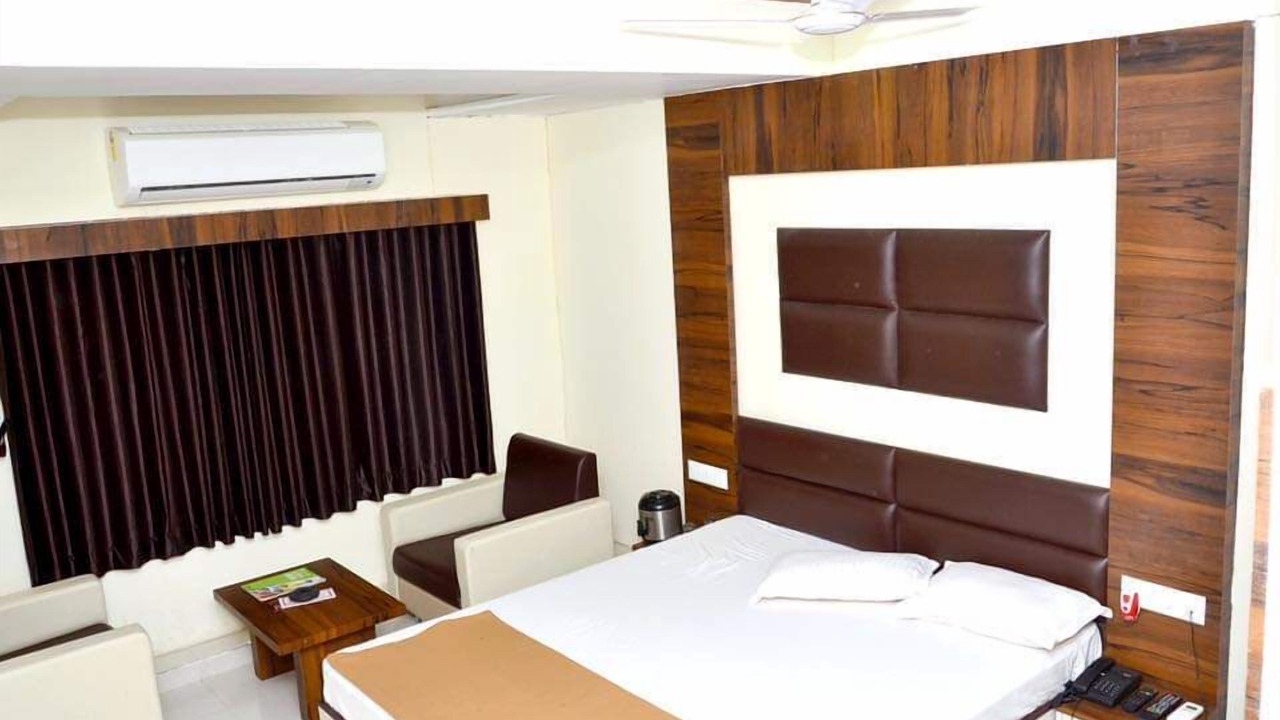 Photo of Bedroom in Mahesana