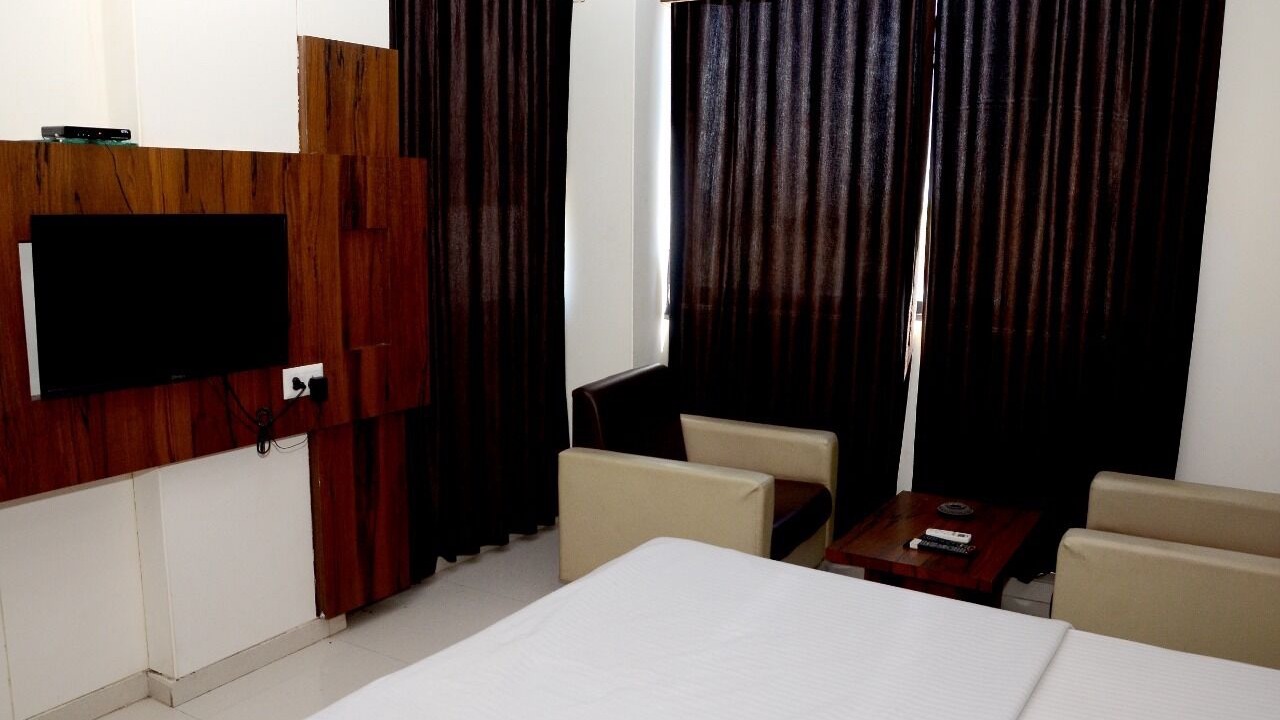Photo of Bedroom in Mahesana