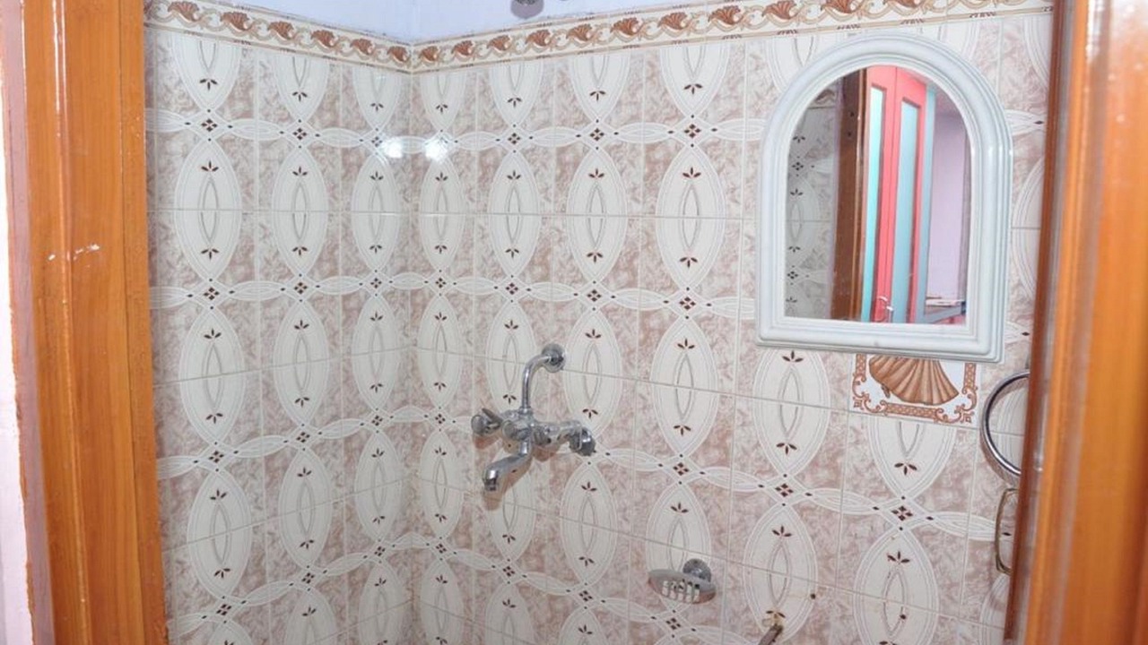 Photo of Bathroom in Amer Fort Road