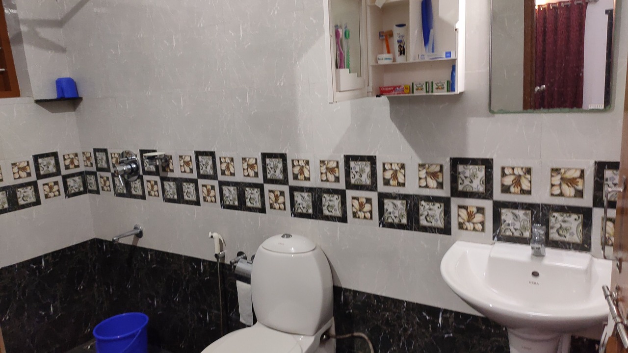 Photo of Bathroom in Arpookara