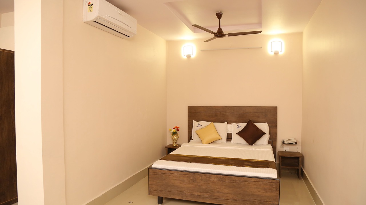 Photo of Bedroom in Nidadavolu