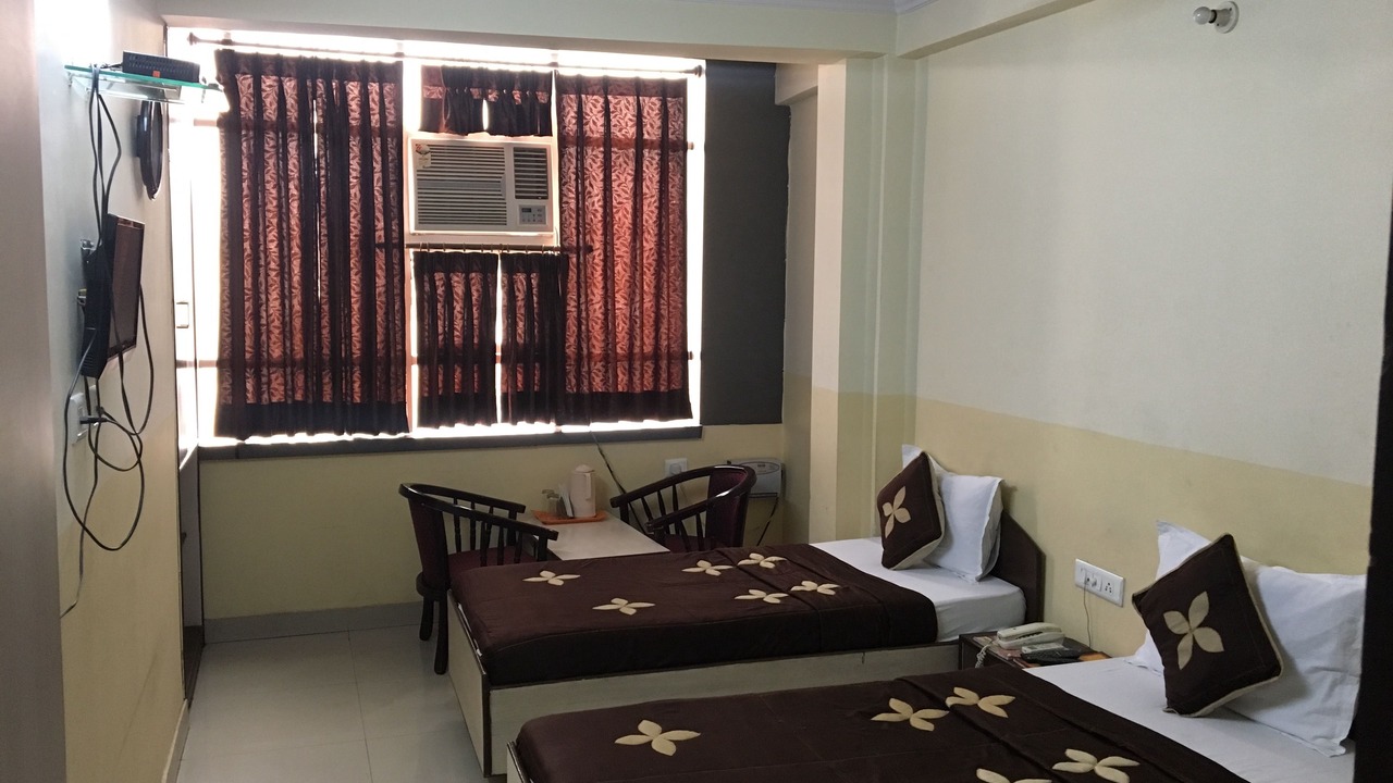 Photo of Bedroom in Raja Park
