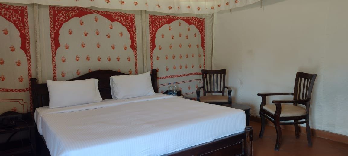 Photo of Bedroom in Khodiyar Pura