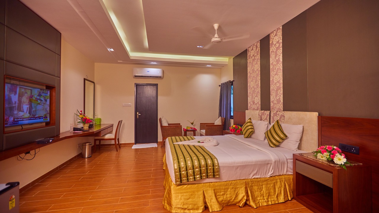 Photo of Bedroom in Thirukazhukundram