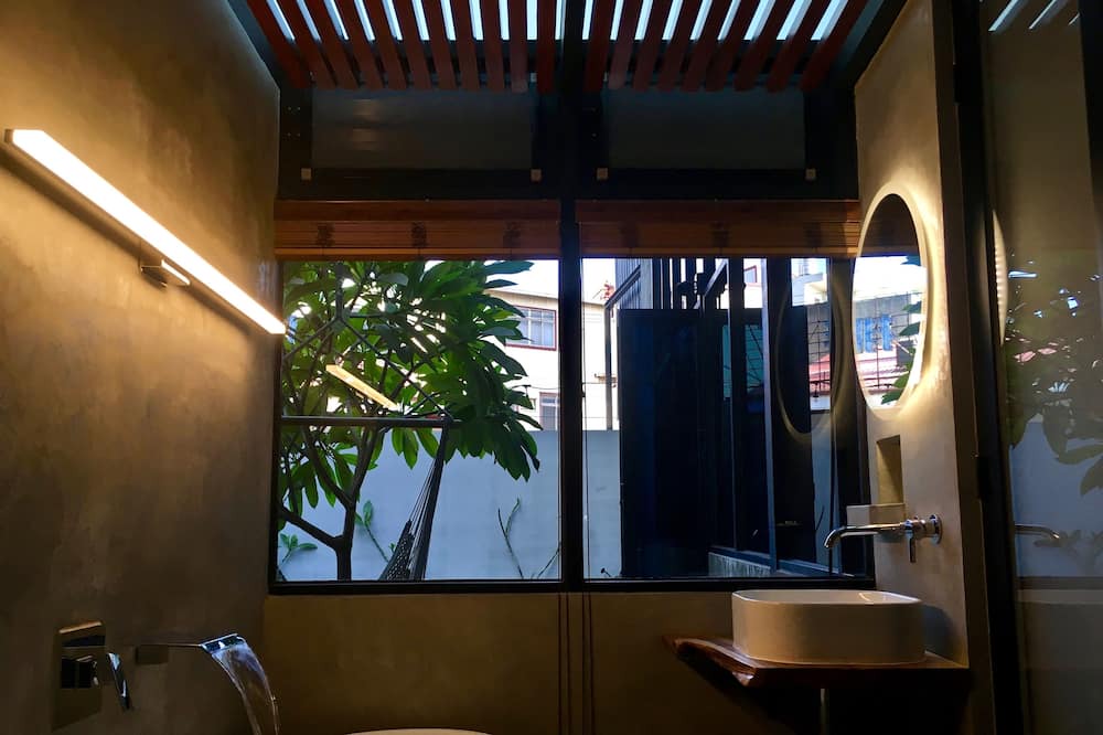 Photo of Bathroom in North District