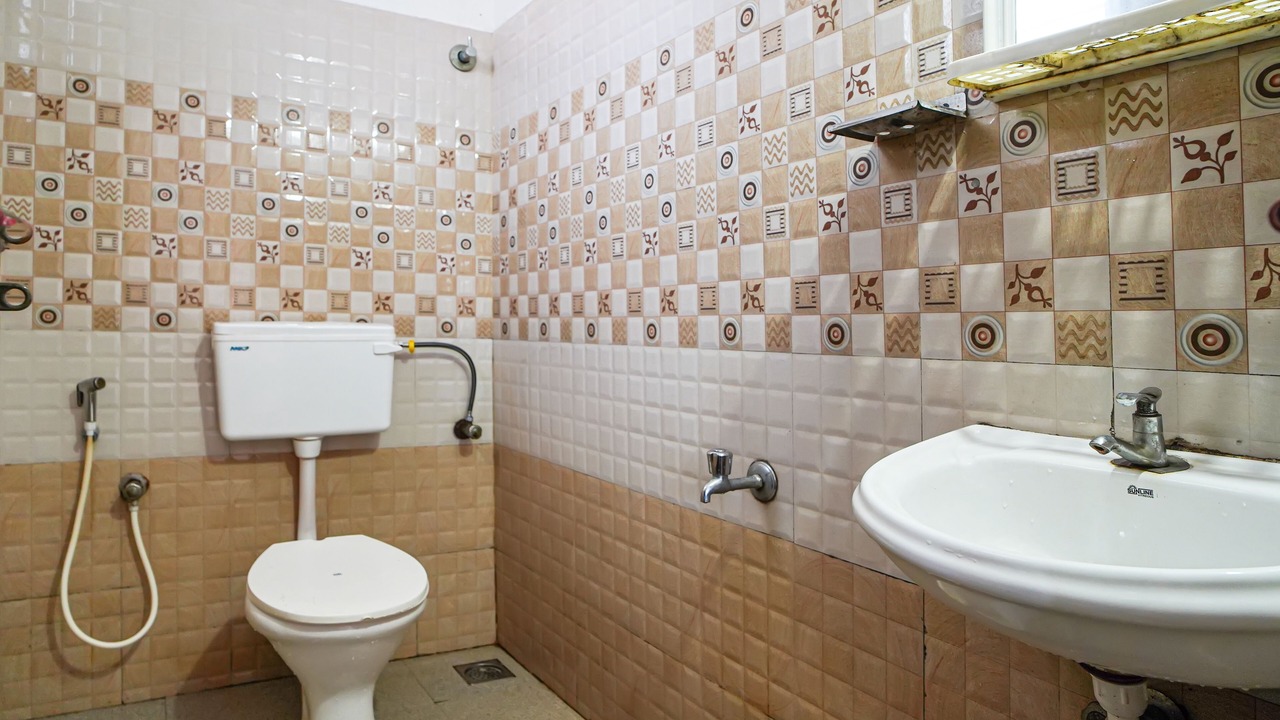 Photo of Bathroom in Kaloor