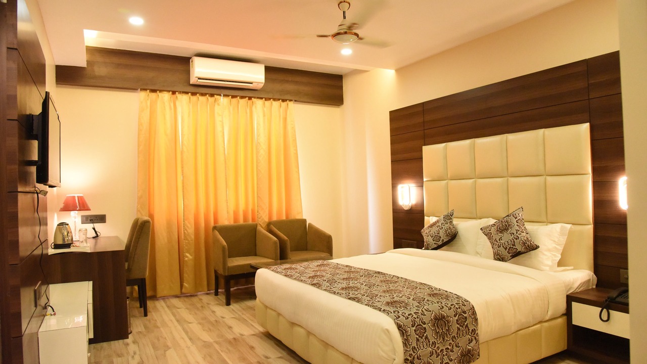 Photo of Bedroom in Alambagh