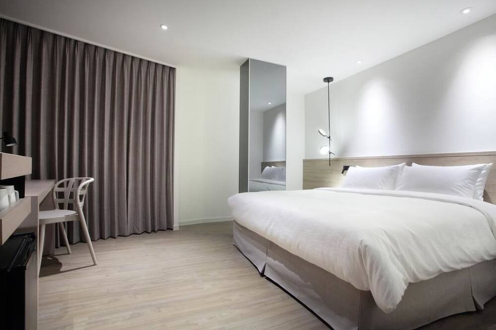 Photo of Bedroom in Ren'ai District