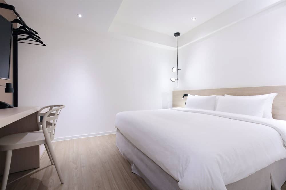 Photo of Bedroom in Ren'ai District