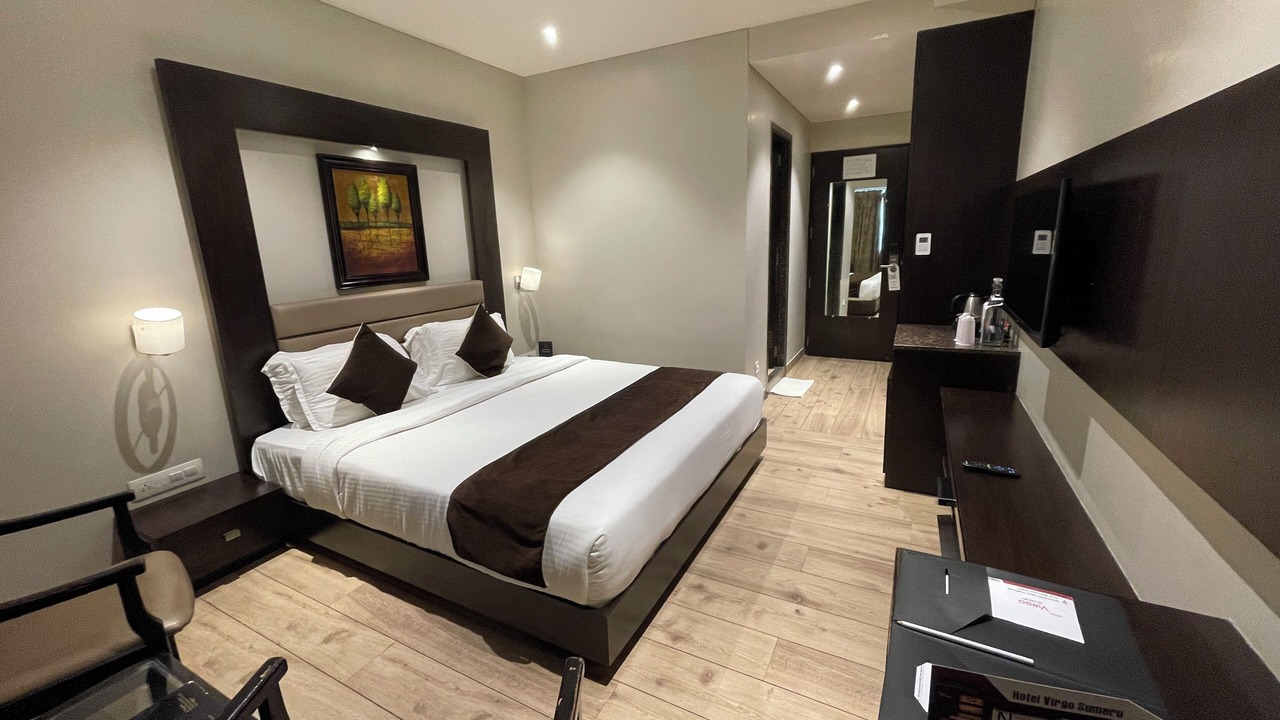 Photo of Bedroom in Bhavnagar