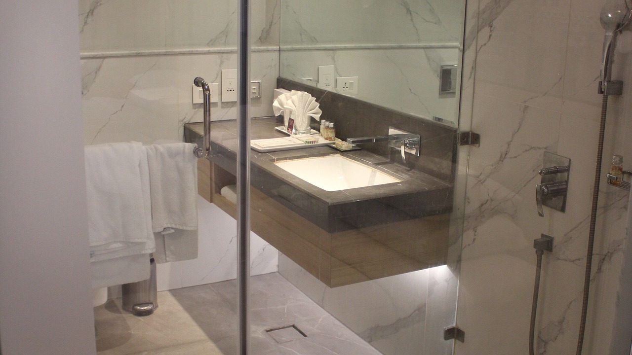 Photo of Bathroom in Satellite