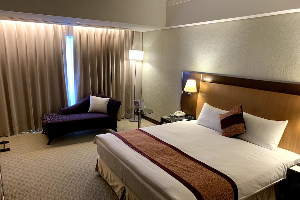 Photo of Bedroom in East District