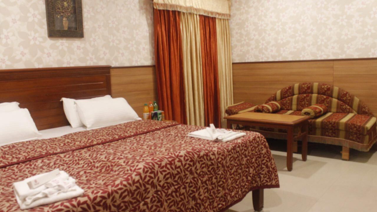 Photo of Bedroom in Tiruchendur