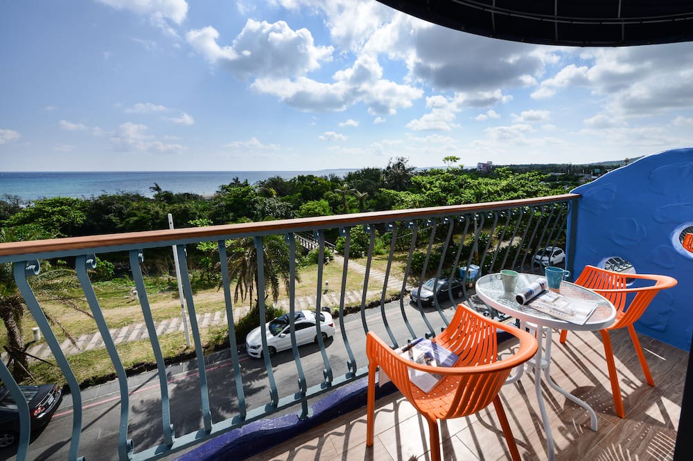 Photo of Patio Balcony in Big Beach