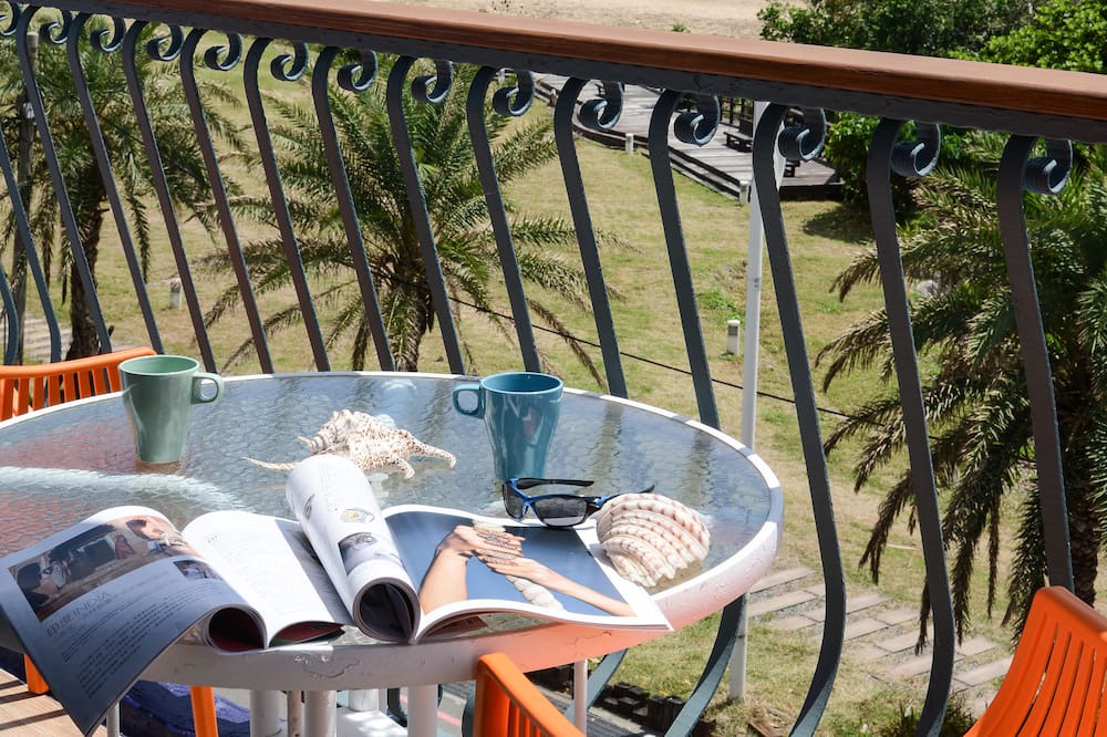 Photo of Patio Balcony in Big Beach