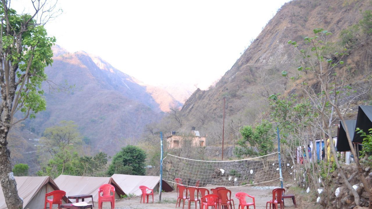 Photo of Others in Amkholi