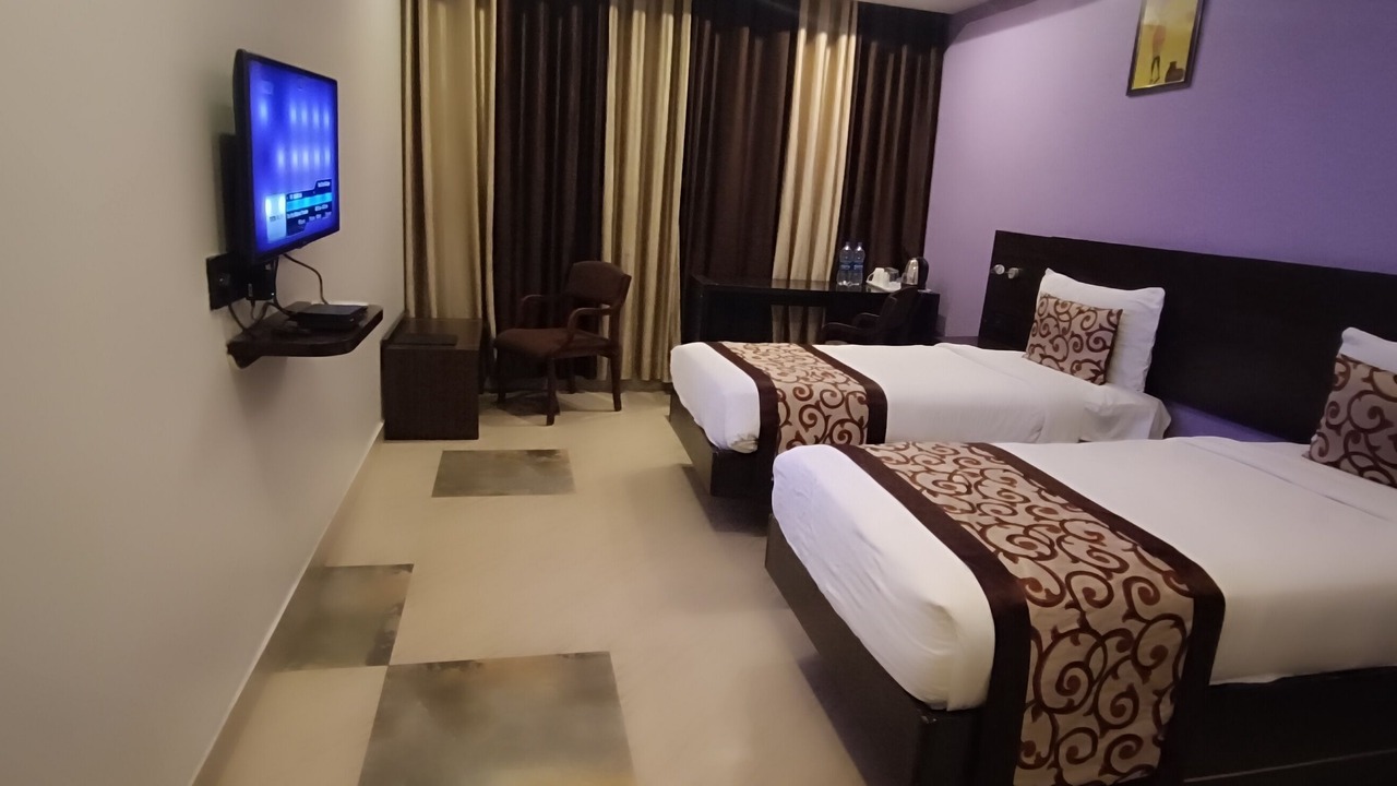 Photo of Bedroom in Auli