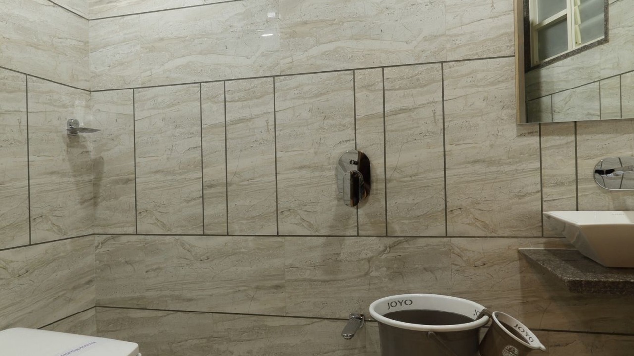 Photo of Bathroom in Kalupur