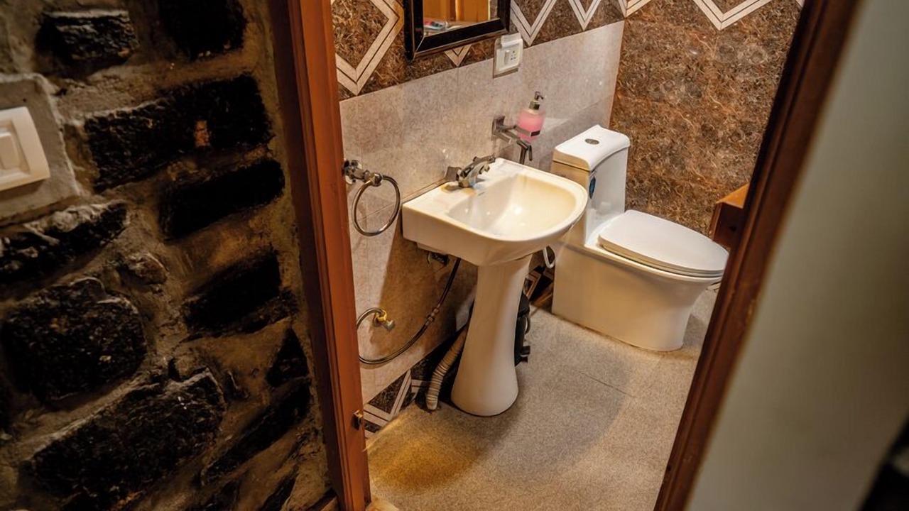 Photo of Bathroom in Kodaikanal