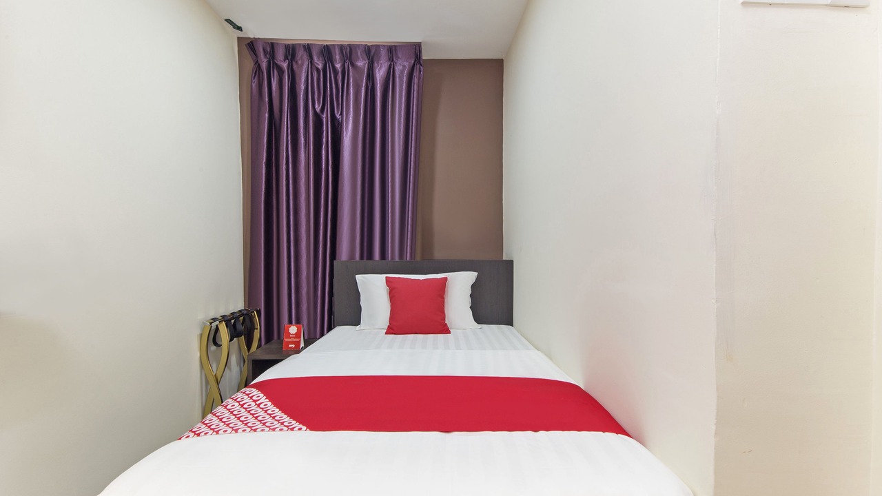 Photo of Bedroom in The Strand