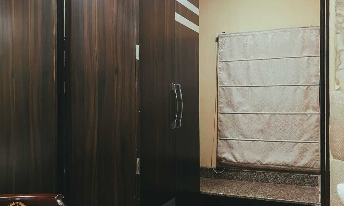 Photo of Bedroom in Mahmoorganj