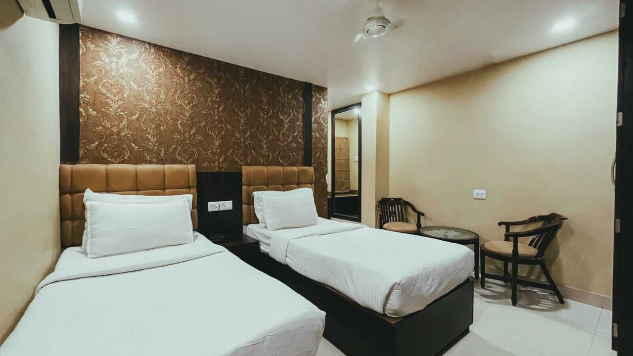 Photo of Bedroom in Mahmoorganj
