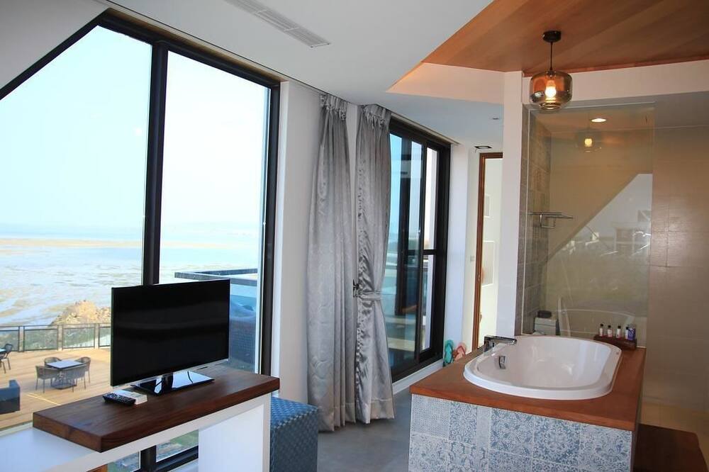 Photo of Bathroom in Baisha
