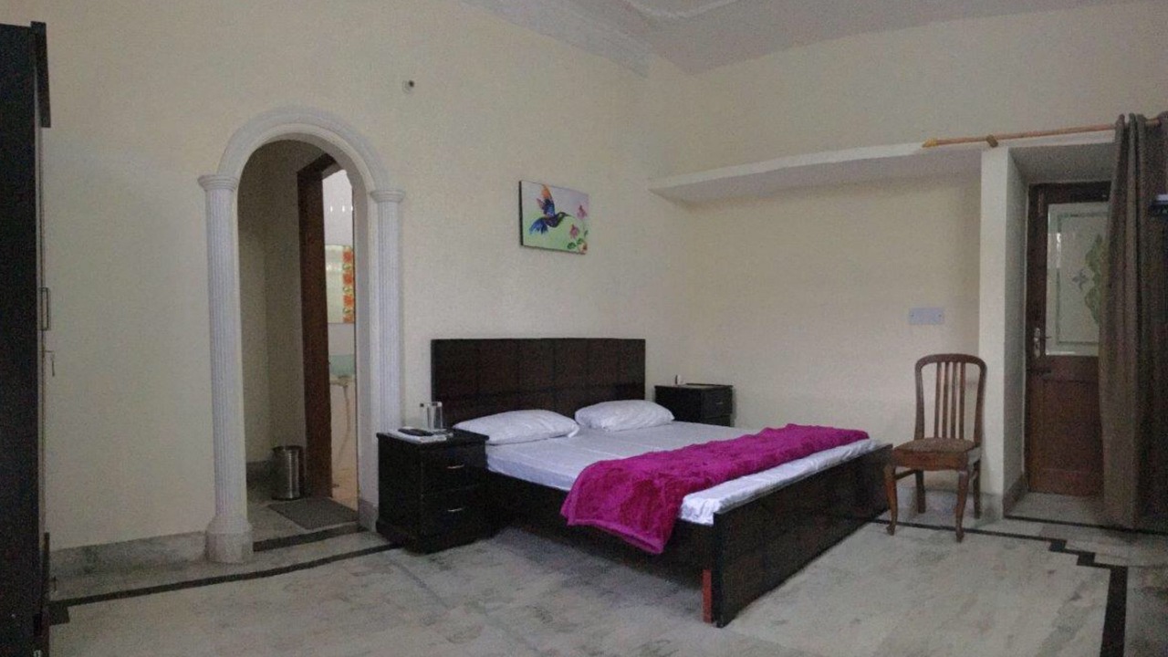 Photo of Bedroom in Greater Noida