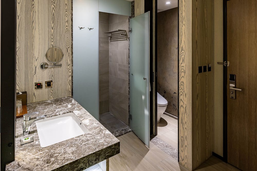 Photo of Bathroom in East District