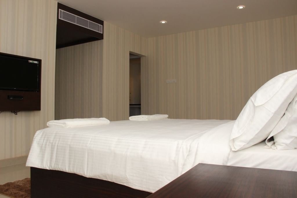 Photo of Bedroom in Courtallam