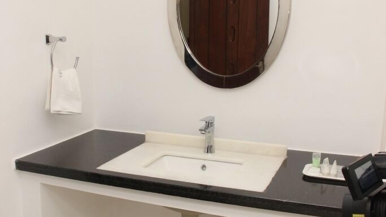 Photo of Bathroom in Courtallam