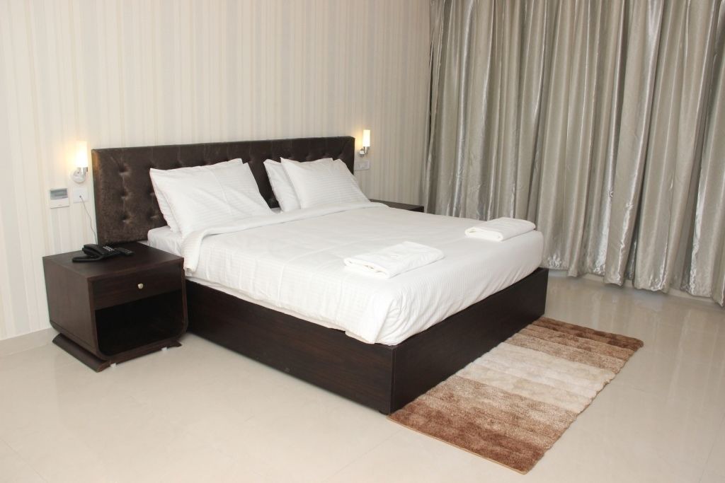 Photo of Bedroom in Courtallam