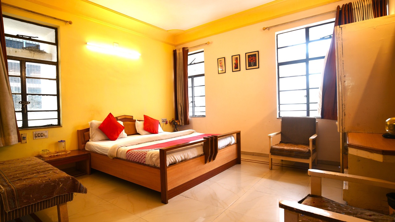 Photo of Bedroom in Vadodara
