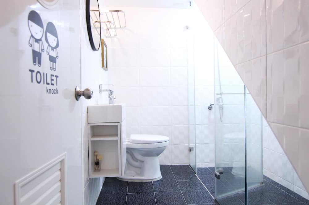 Photo of Bathroom in East District