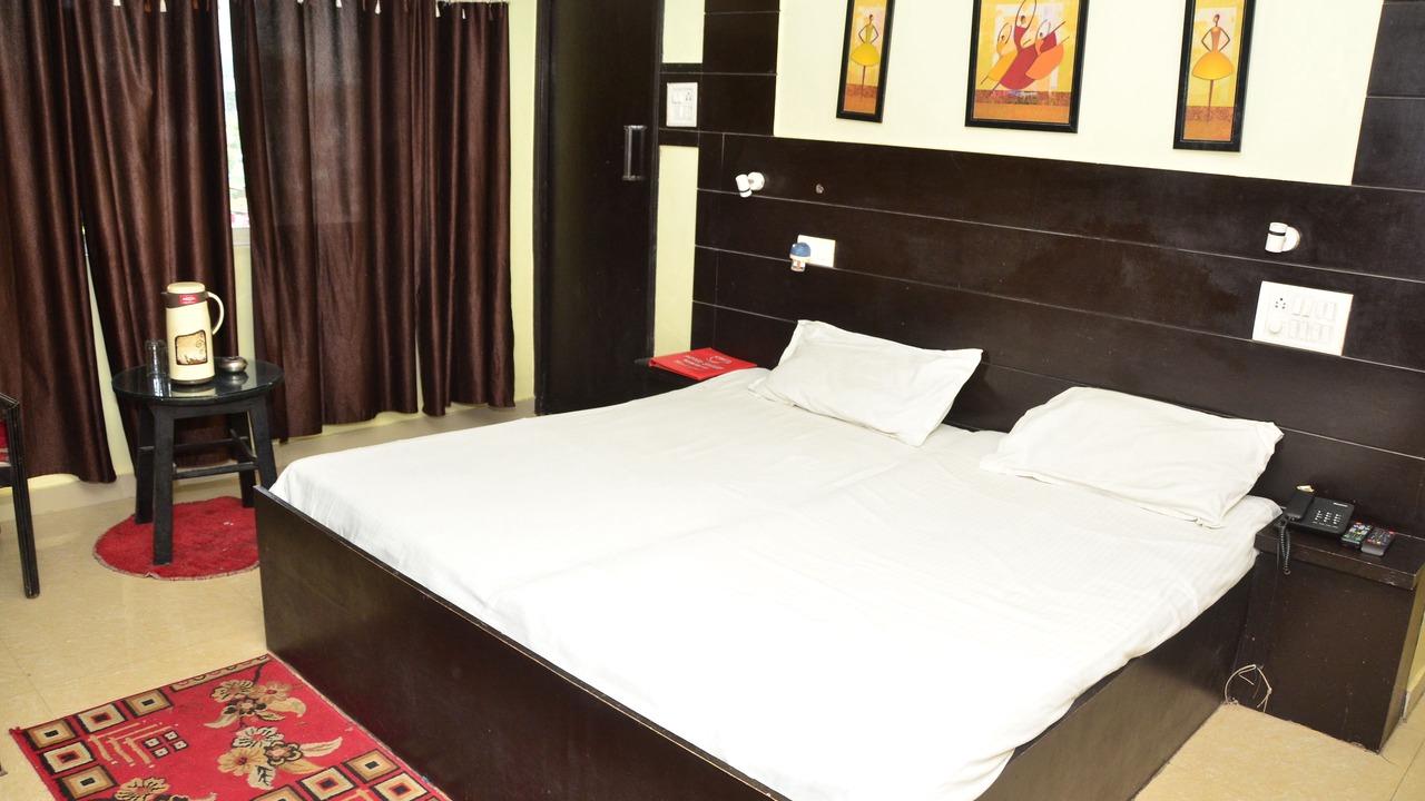 Photo of Bedroom in Basti