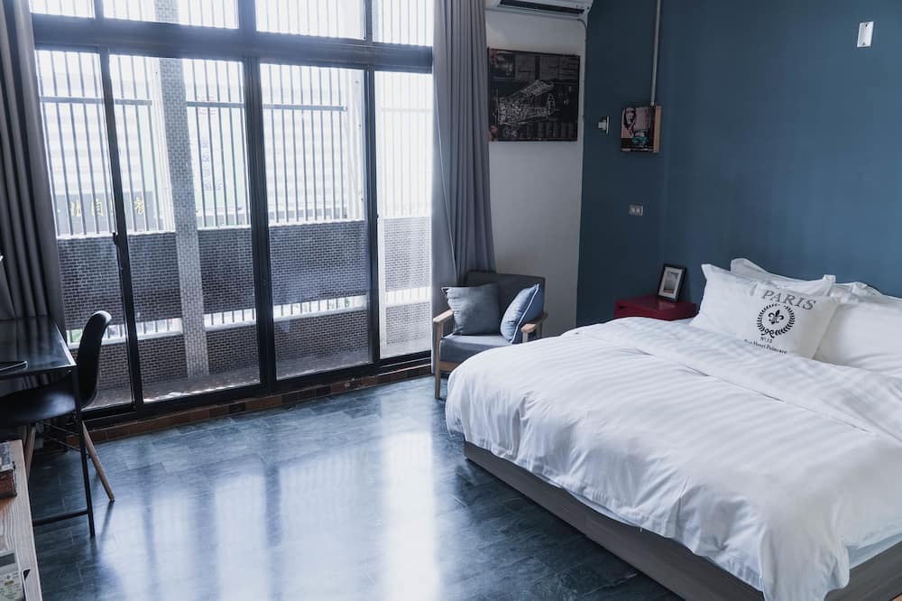Photo of Bedroom in North District