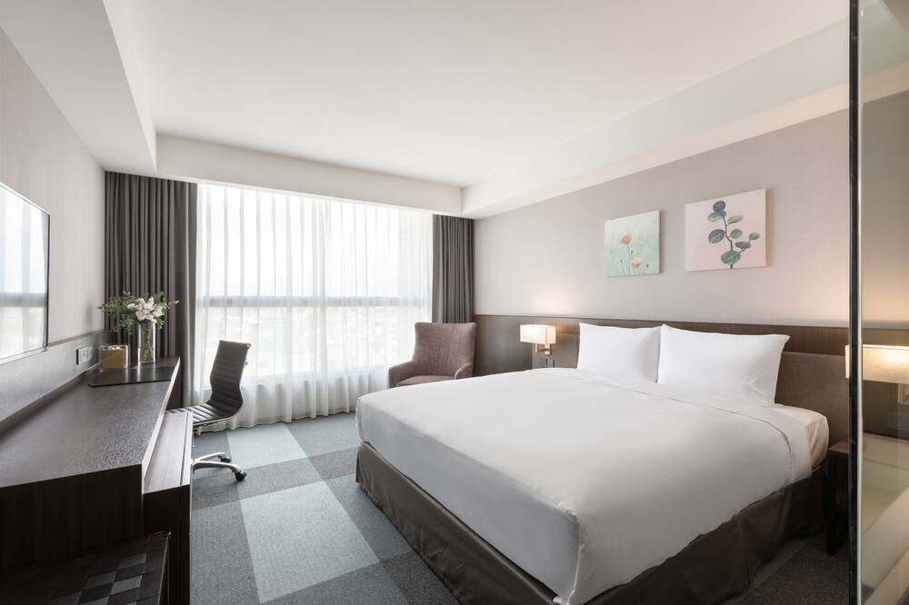 Photo of Bedroom in West Central District