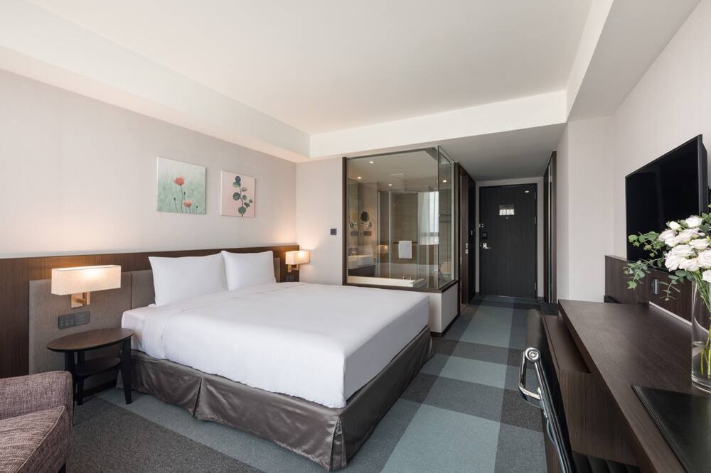 Photo of Bedroom in West Central District