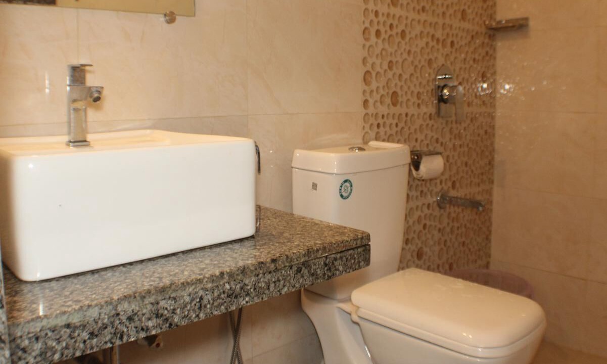 Photo of Bathroom in Caranzalem