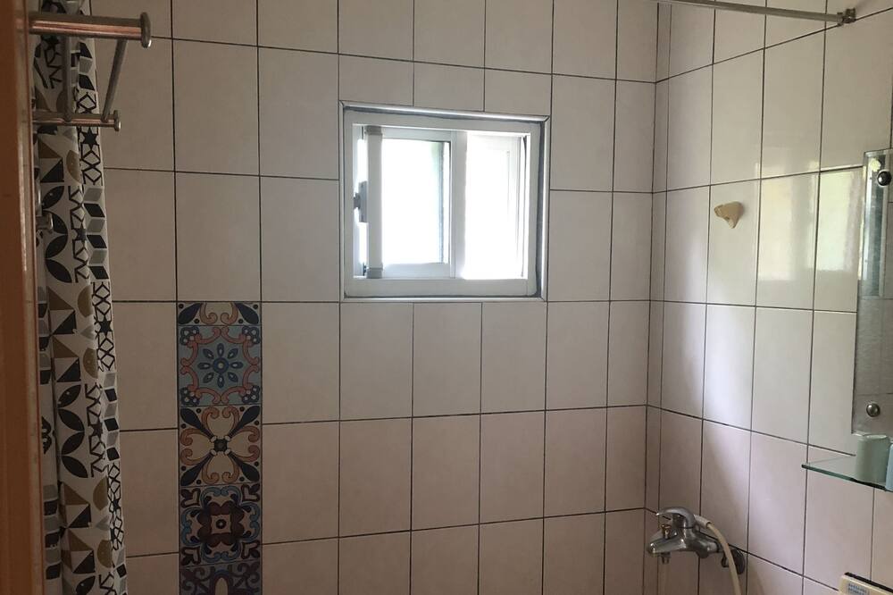 Photo of Bathroom in Nanzhuang