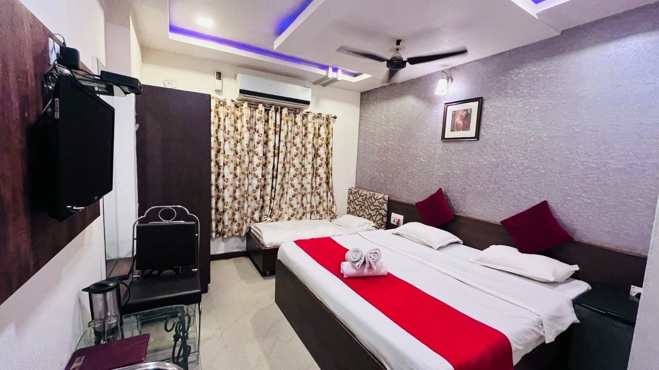 Photo of Bedroom in Mount Abu