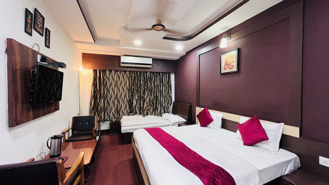 Photo of Bedroom in Mount Abu