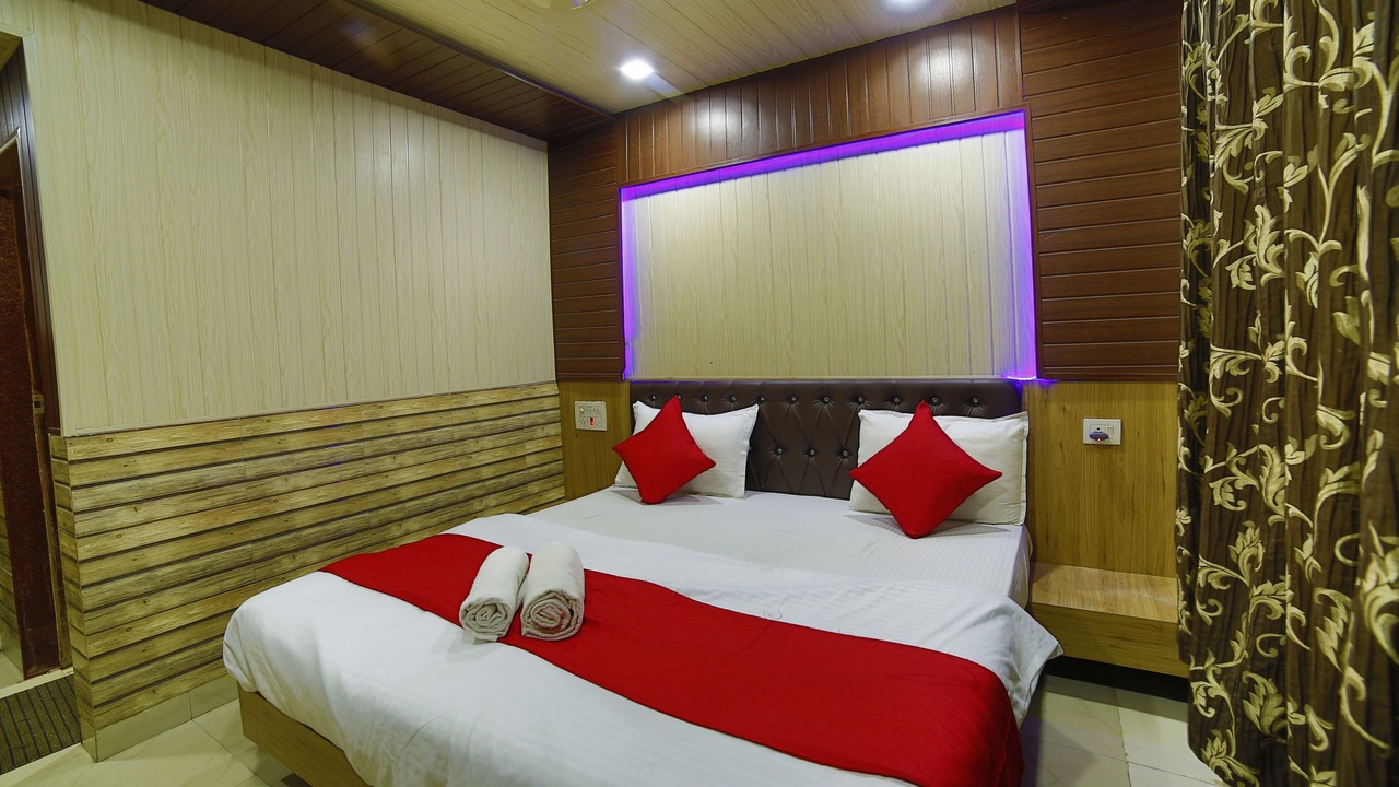 Photo of Bedroom in Mount Abu