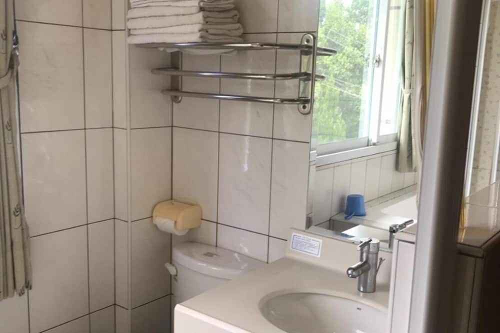 Photo of Bathroom in Liugui District