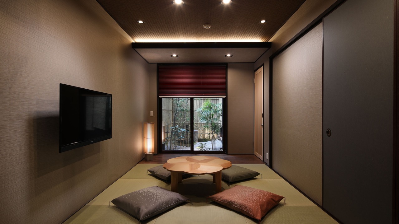Photo of Others in Minami