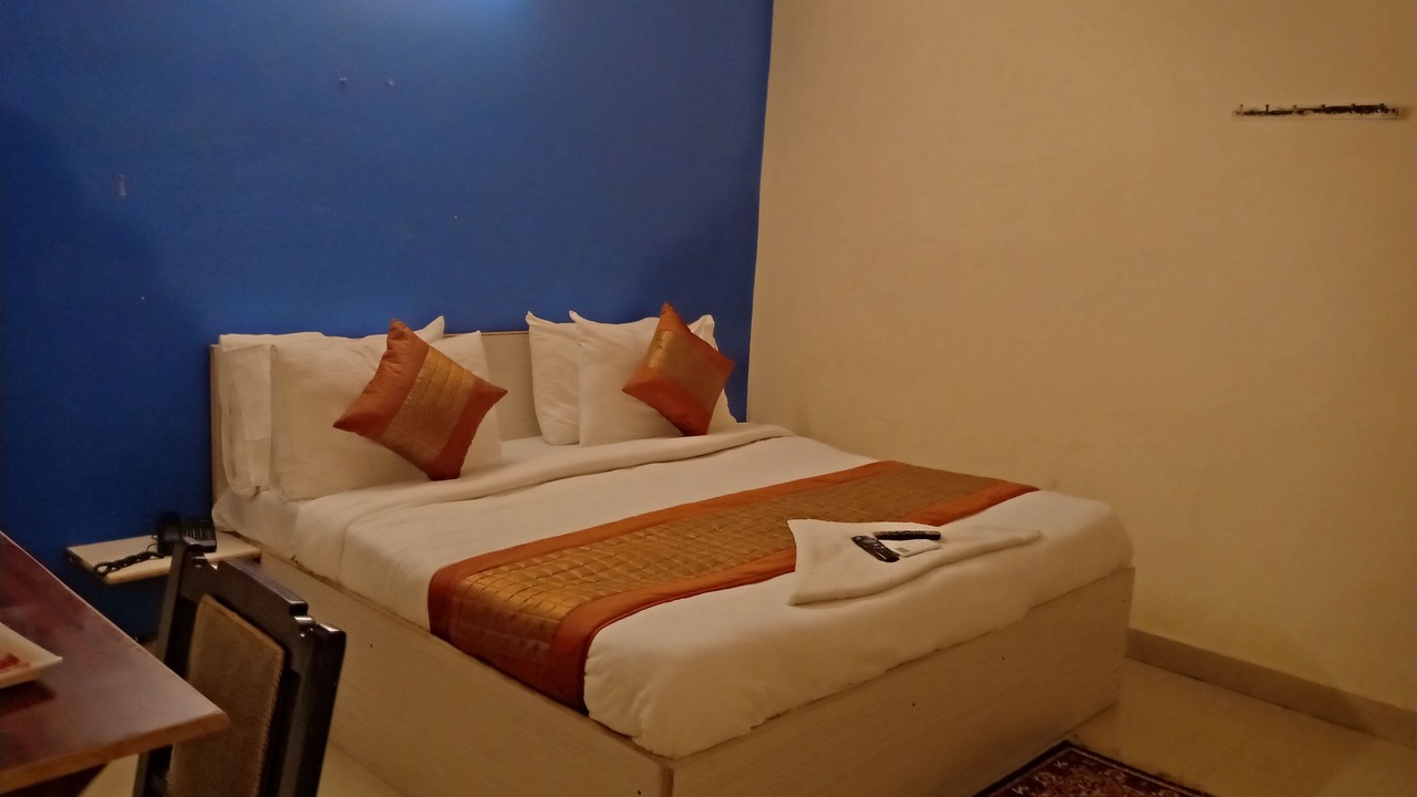 Photo of Bedroom in Sector 62